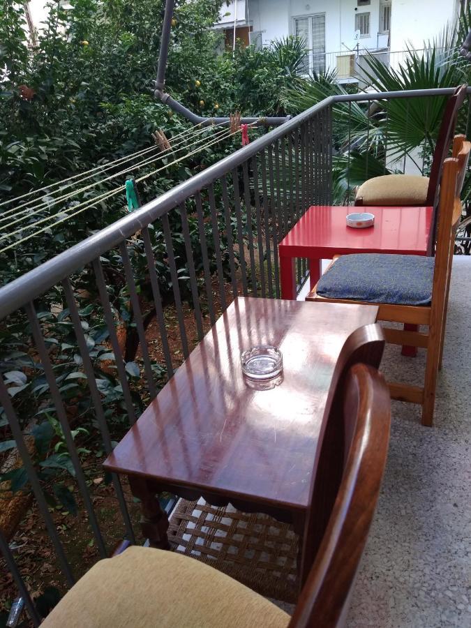 Flower Apartment-Hilton-Us Embassy アテネ エクステリア 写真